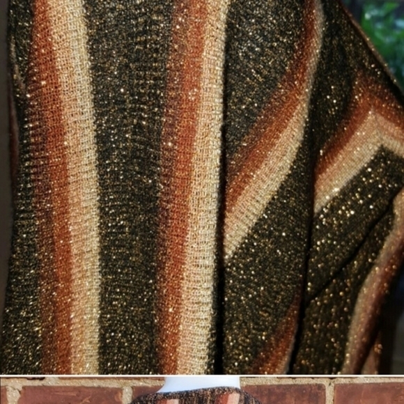 Kitty Hawk Vintage Metallic Sweater - Picture 4 of 10